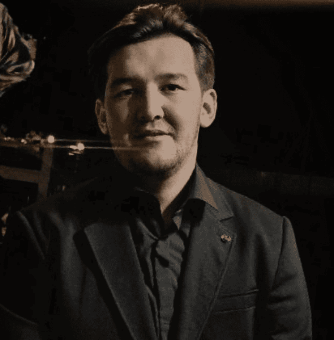 Асрорбек Эшкуватов