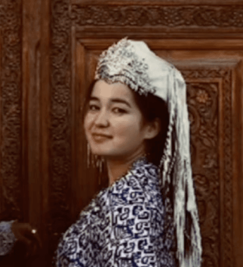 Гули Амирова